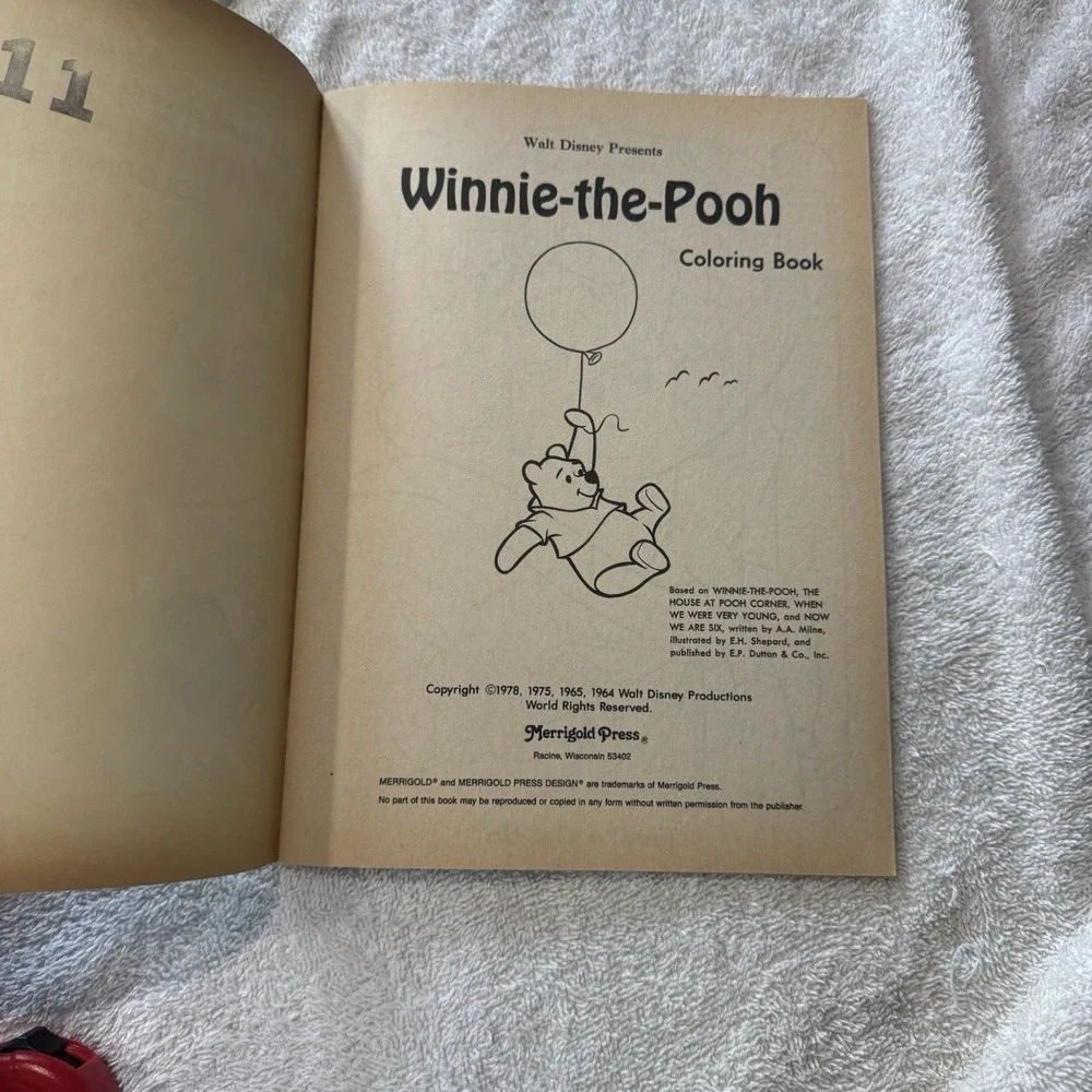 Vintage 1978 Walt Disney Winnie the Pooh Coloring Book Merrigold Press Unused